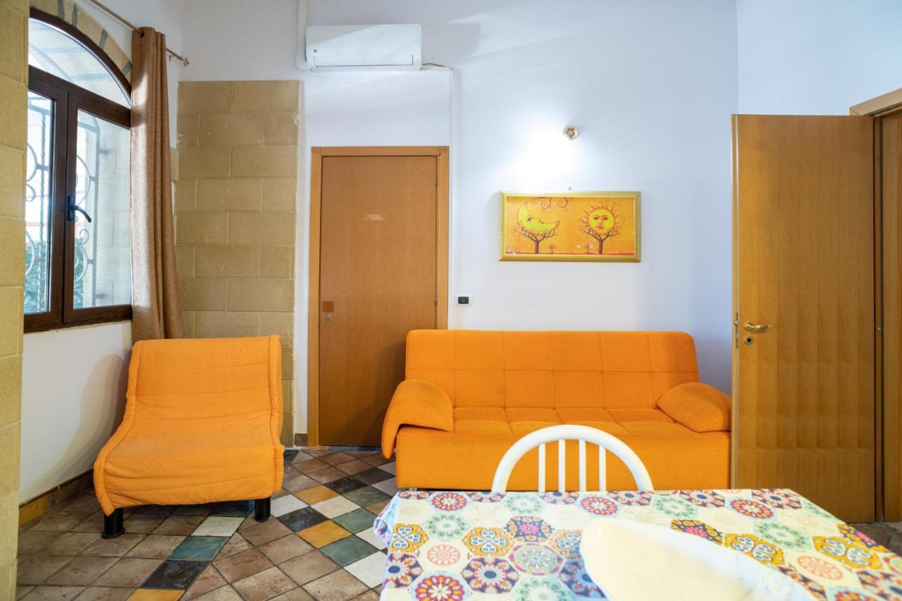 La Casa Di Luca - By Host4U Apartman Pulsano Kültér fotó